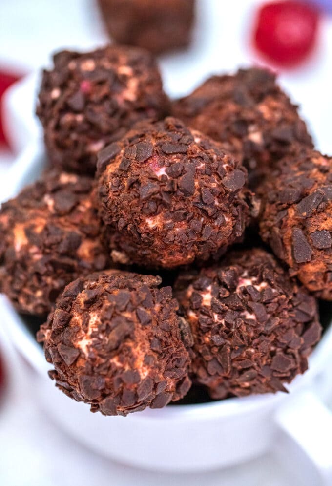 Keto Strawberry Cheesecake Fat Bombs IRELOOP